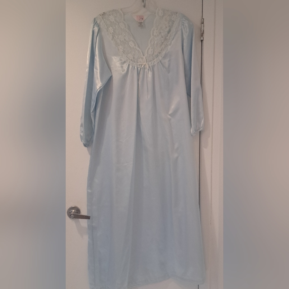 La Lingerie Nightgown full-lenght